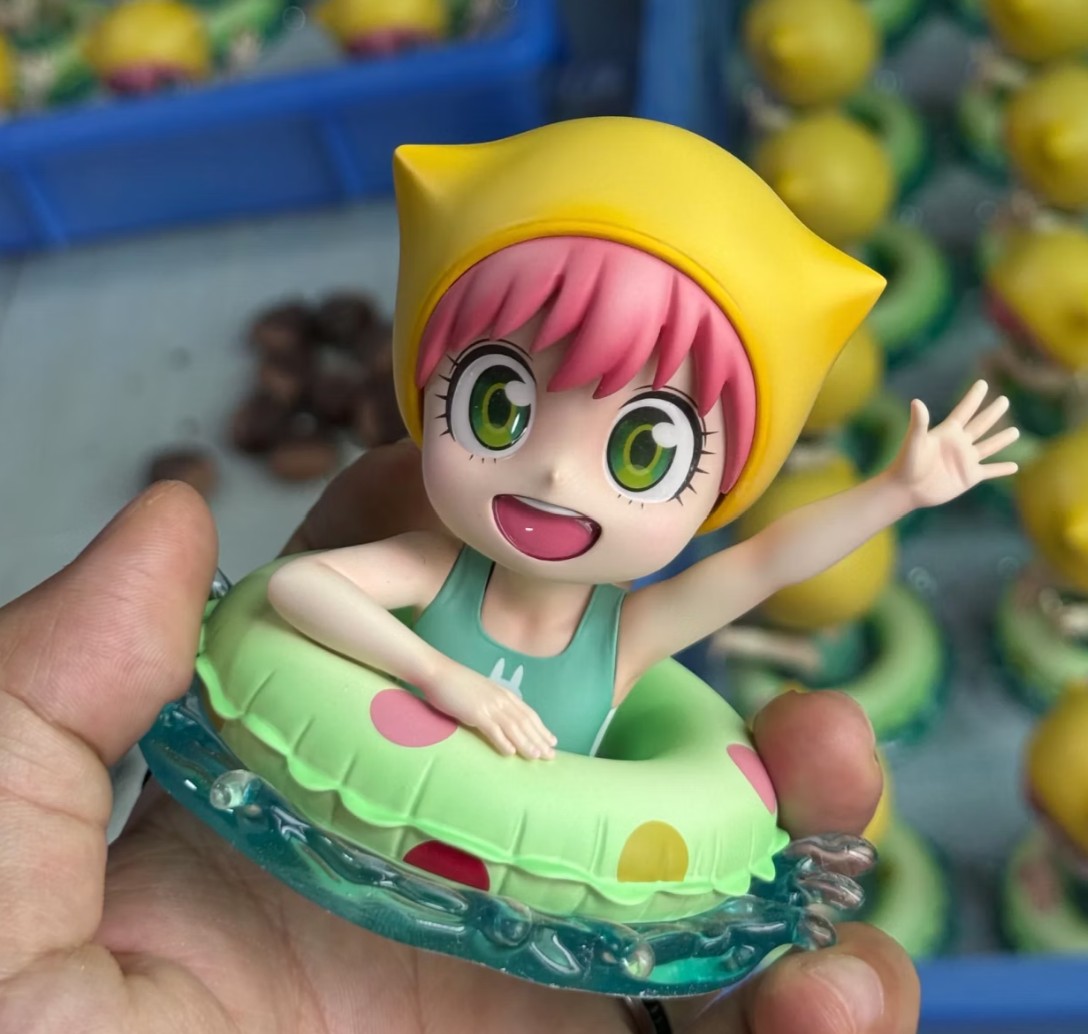 WakuWaku 泳圈安妮亞